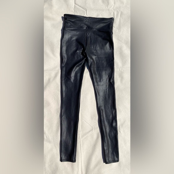 SPANX Sleek Black Leather-Look Leggings Small - Picture 2 of 4
